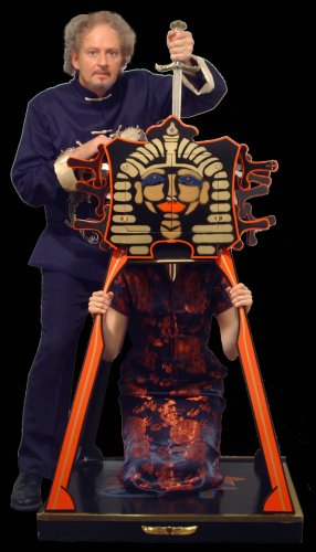 Richard and Dayle performing the Egyptian Headbox